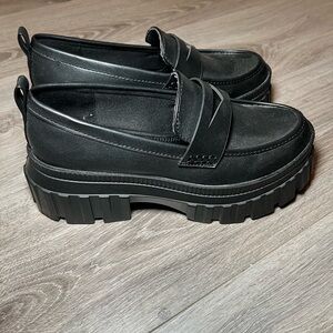 Stradivarius Loafers